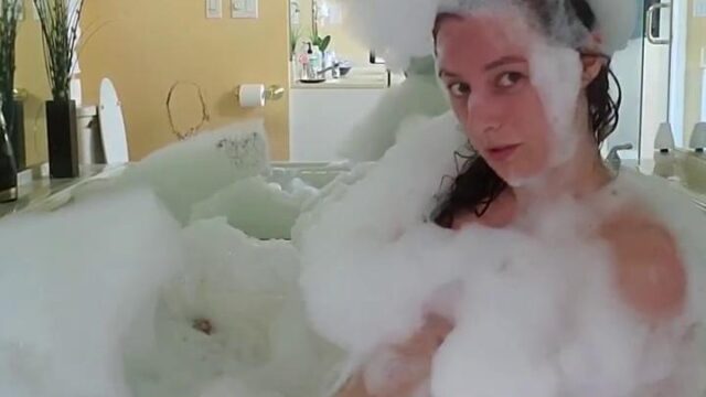 Zophielicious Nude Bathtub Video Leaked